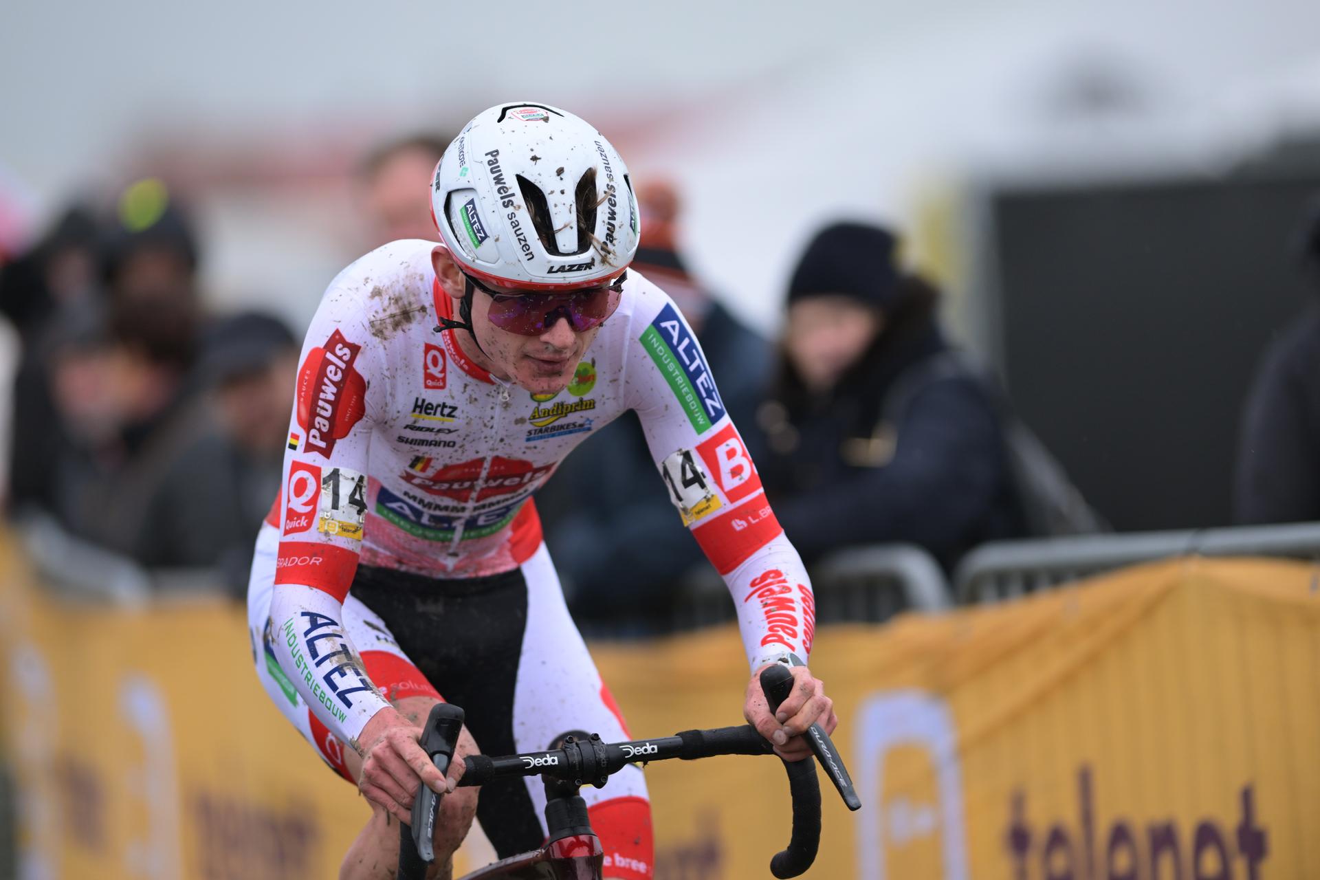 Belgian Gerben Kuypers pictured in action during the men elite race of the 'Noordzeecross' cyclocross cycling event in Middelkerke, the last race of the Superprestige competition on Saturday 07 February 2026. BELGA PHOTO DAVID PINTENS