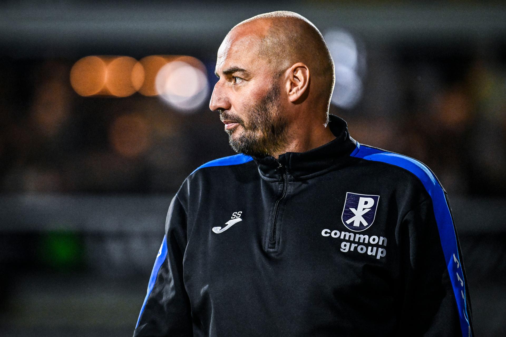 Patro Eisden's head coach Stijn Stijnen pictured during a soccer match between Lierse SK and Patro Eisden Maasmechelen, Friday 11 April 2025 in Lier, on day 29 of the 2024-2025 'Challenger Pro League' 1B second division of the Belgian championship. BELGA PHOTO TOM GOYVAERTS