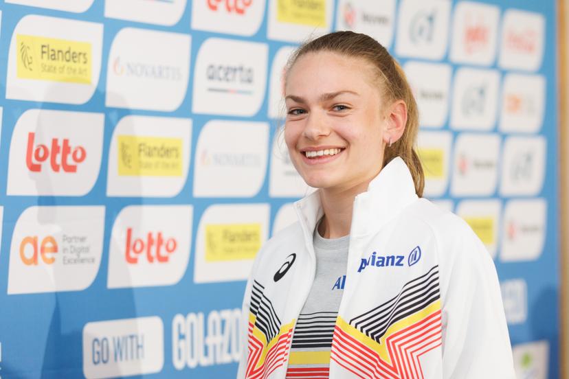 Belgian runner Jana Van Lent poses for the photographer during a press conference of European Athletics, Belgian Athletics and Golazo on the first European Running Championships, 10km, half marathon and marathon, this weekend in Brussels and Leuven, Friday 11 April 2025, in Brussels. BELGA PHOTO HATIM KAGHAT