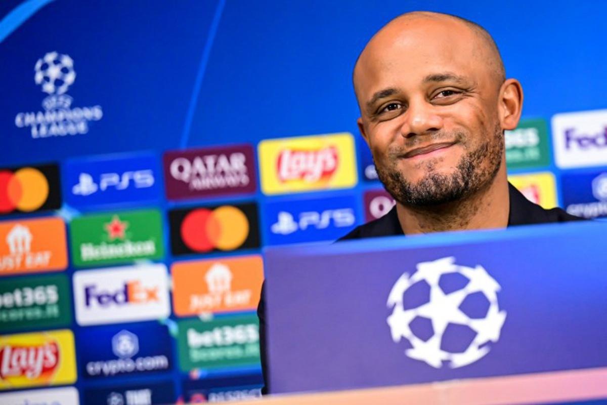 Bayern Munich's Belgian coach Vincent Kompany speaks during a press conference on the eve of the UEFA Champions League second leg quarter-final football match between Inter Milan and Bayern Munich at the San Siro Stadium in Milan, on April 15, 2025.  Piero CRUCIATTI / AFP