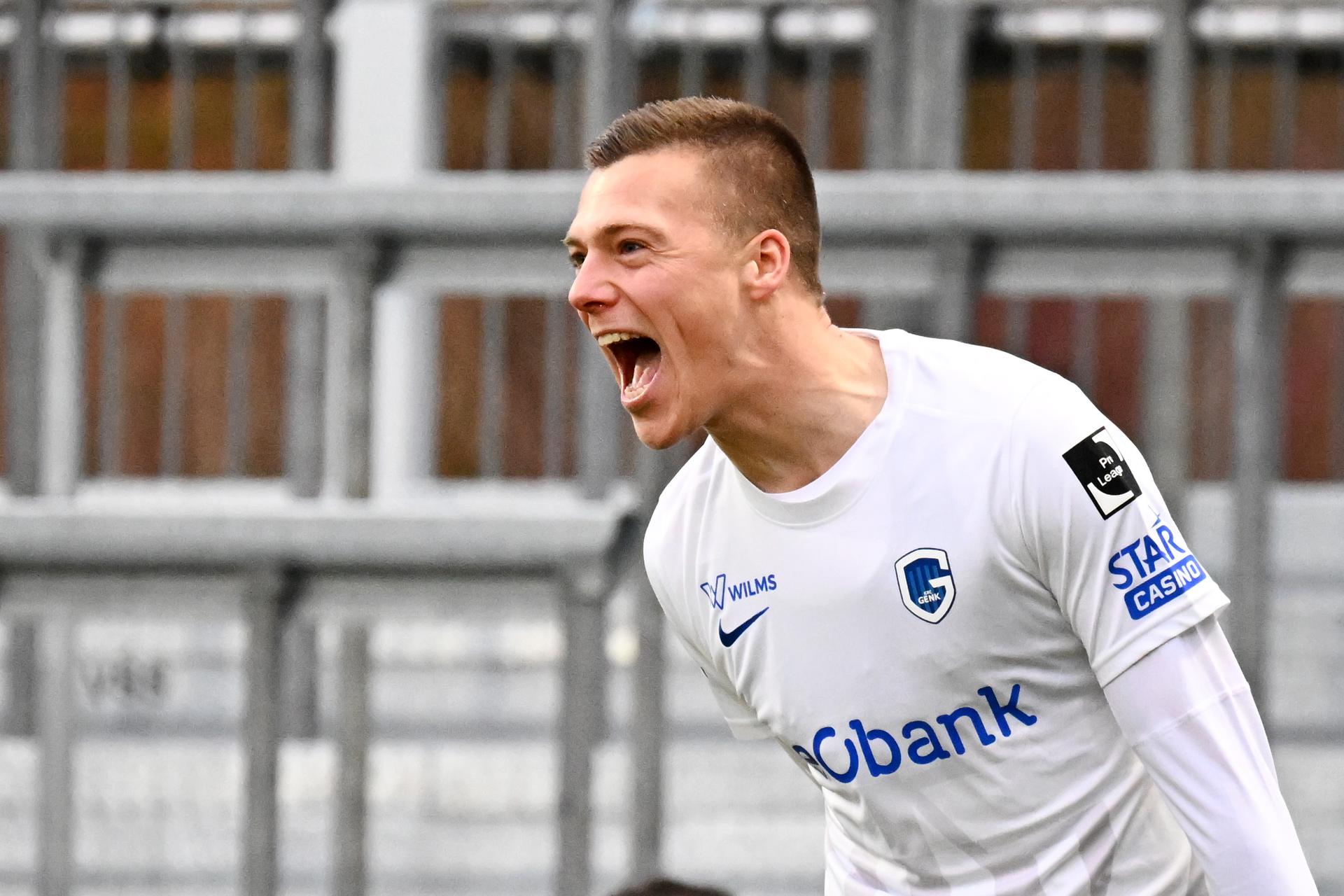 Genk's Daan Heymans celebrates after scoring the 0-2 goal during a soccer match between FCV Dender EH and KRC Genk, Sunday 01 February 2026 in Denderleeuw, on day 23 of the 2025-2026 'Jupiler Pro League' first division of the Belgian championship. BELGA PHOTO MAARTEN STRAETEMANS