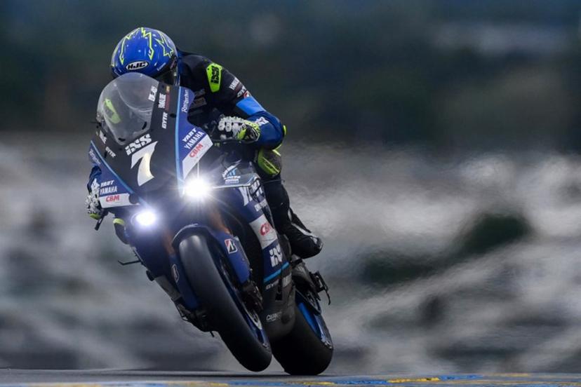 Yart Yamaha Formula EWC Czech rider N°7 Karel Hanika competes during the 48th Le Mans 24-hours endurance moto race, in Le Mans, northwestern France, on April 20, 2025.  JEAN-FRANCOIS MONIER / AFP