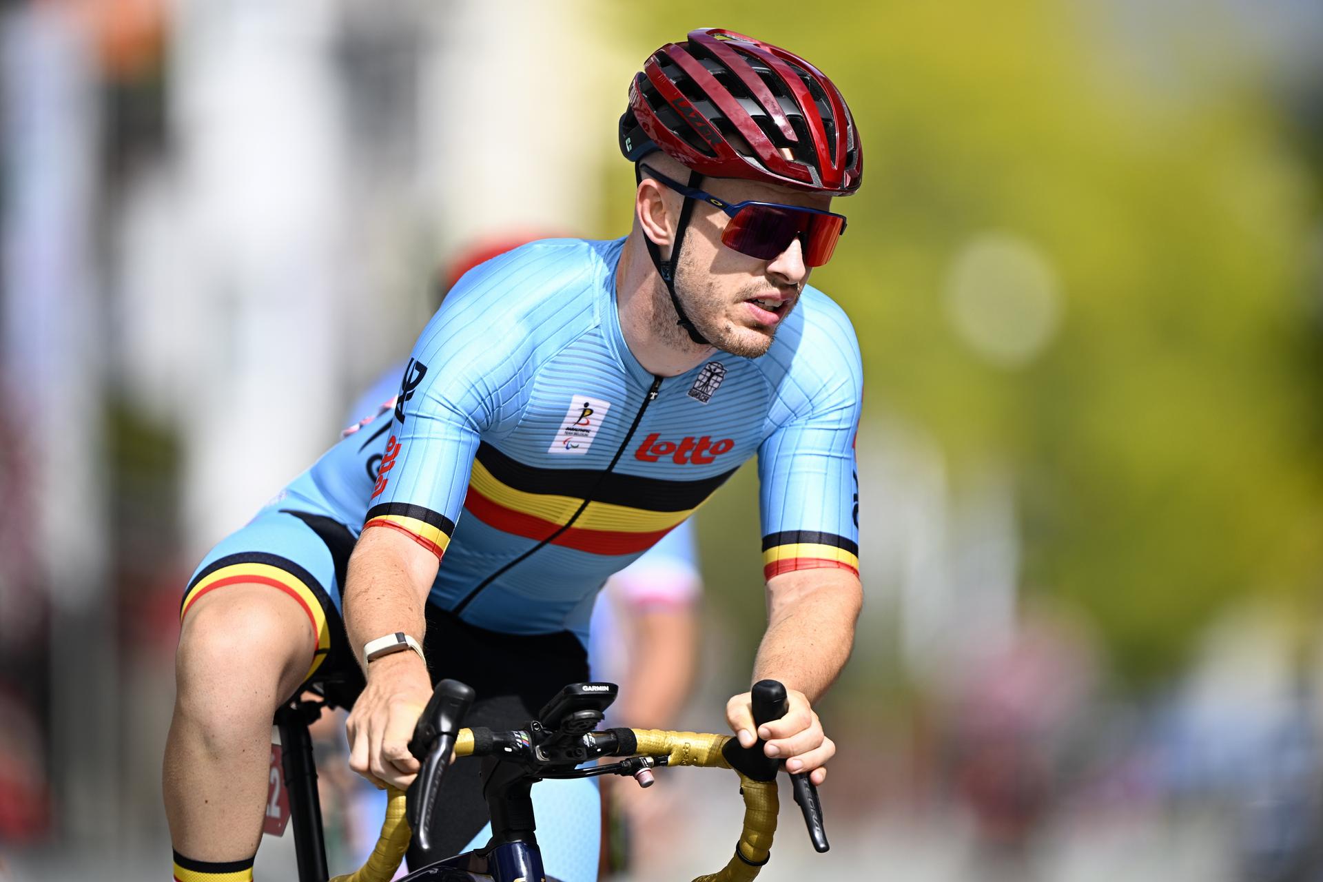 Belgium Tim Celen (MT2) pictured in action during the road race at the UCI Para-cycling Road World Championships, Saturday 30 August 2025, in Ronse. The UCI Para-Cycling Road World Championships take place from 28 to 31 Augustus in Ronse. BELGA PHOTO JASPER JACOBS