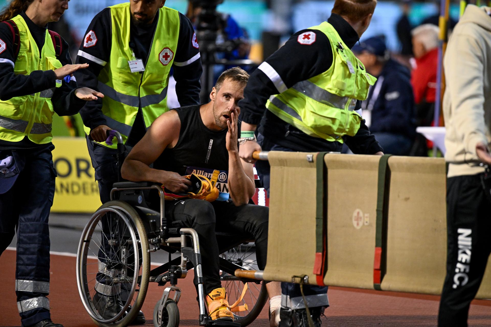 Belgian Timothy Herman is injured an leaves the the 50th edition of the Memorial Van Damme Diamond League athletics event in Brussels, Saturday 5 September 2026.  BELGA PHOTO ELIAS ROM