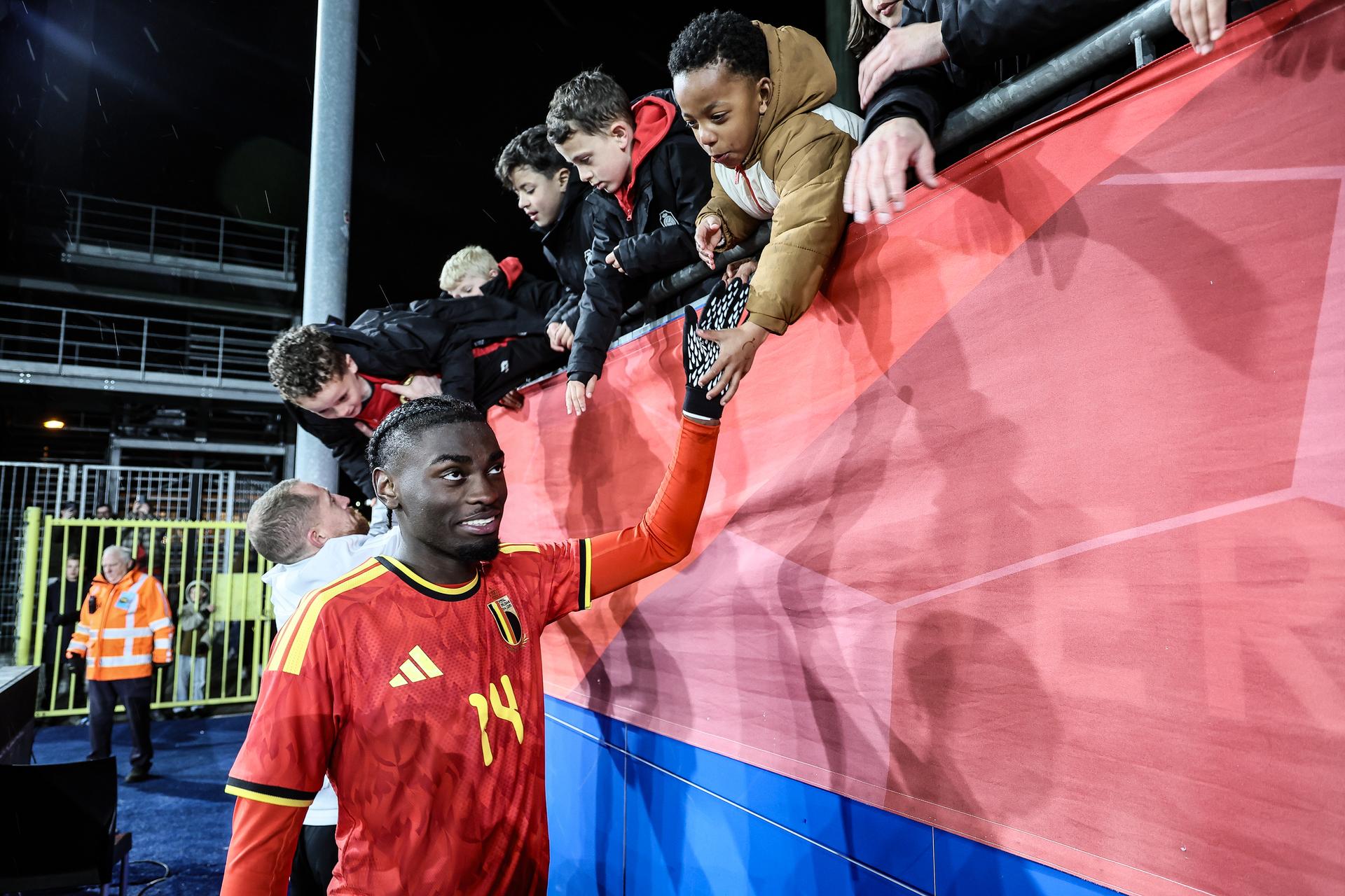 Belgian Jorthy Mokio celebrates after a game of the Belgian national soccer team Red Devils U21 against Austria, on the day 8 of the qualifications in the group I for the 2027 Euro, in Leuven, Friday 27 March 2026. BELGA PHOTO BRUNO FAHY