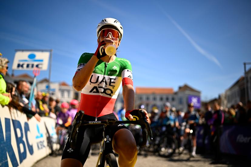 Italian Elisa Longo Borghini of UAE Team ADQ pictured at the start of the women's race of the 'Ronde van Vlaanderen/ Tour des Flandres/ Tour of Flanders' one day cycling race, 168,8km with start and finish in Oudenaarde, Sunday 06 April 2025. BELGA PHOTO JASPER JACOBS