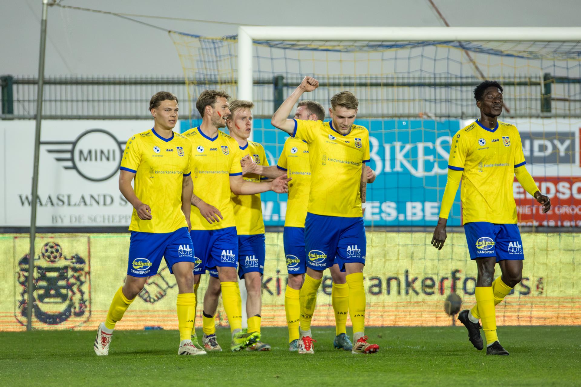 Beveren's players celebrate after scoring during a soccer match between SK Beveren and KAS Eupen, Friday 04 April 2025 in Beveren-Waas, on day 28 of the 2024-2025 'Challenger Pro League' 1B second division of the Belgian championship. BELGA PHOTO DAVID PINTENS
