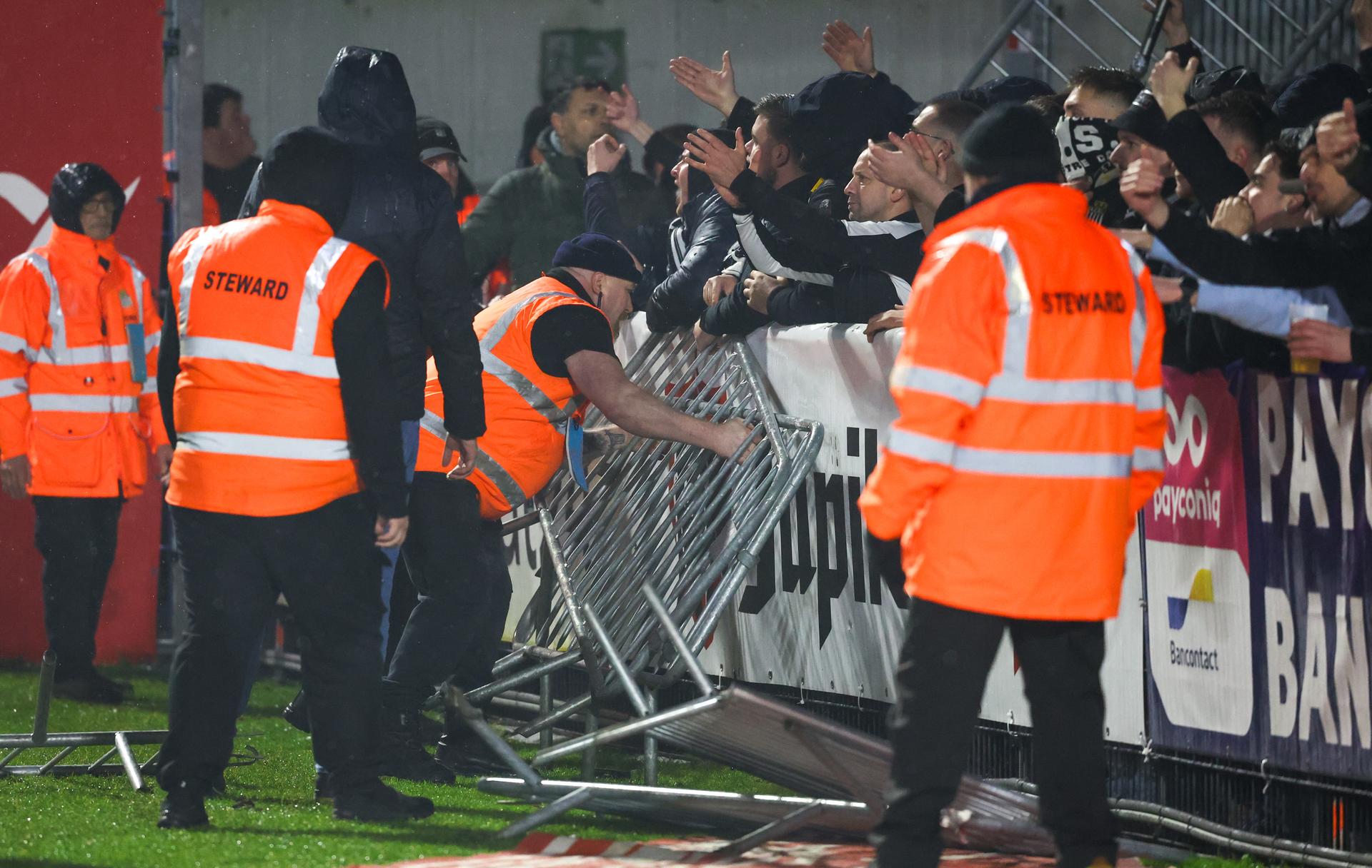Charleroi's supporters pictured after a soccer game between Royale Union Saint-Gilloise and Sporting Charleroi, the return game of the 1/2 final in the Croky Cup Belgian cup competition, Wednesday 11 February 2026 in Brussels. (1st leg: 0-0) BELGA PHOTO VIRGINIE LEFOUR