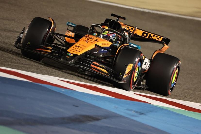 McLaren's Australian driver Oscar Piastri drives during the qualifying session ahead of the Bahrain Formula One Grand Prix at the Bahrain International Circuit in Sakhir on April 12, 2025.  Fadel SENNA / AFP