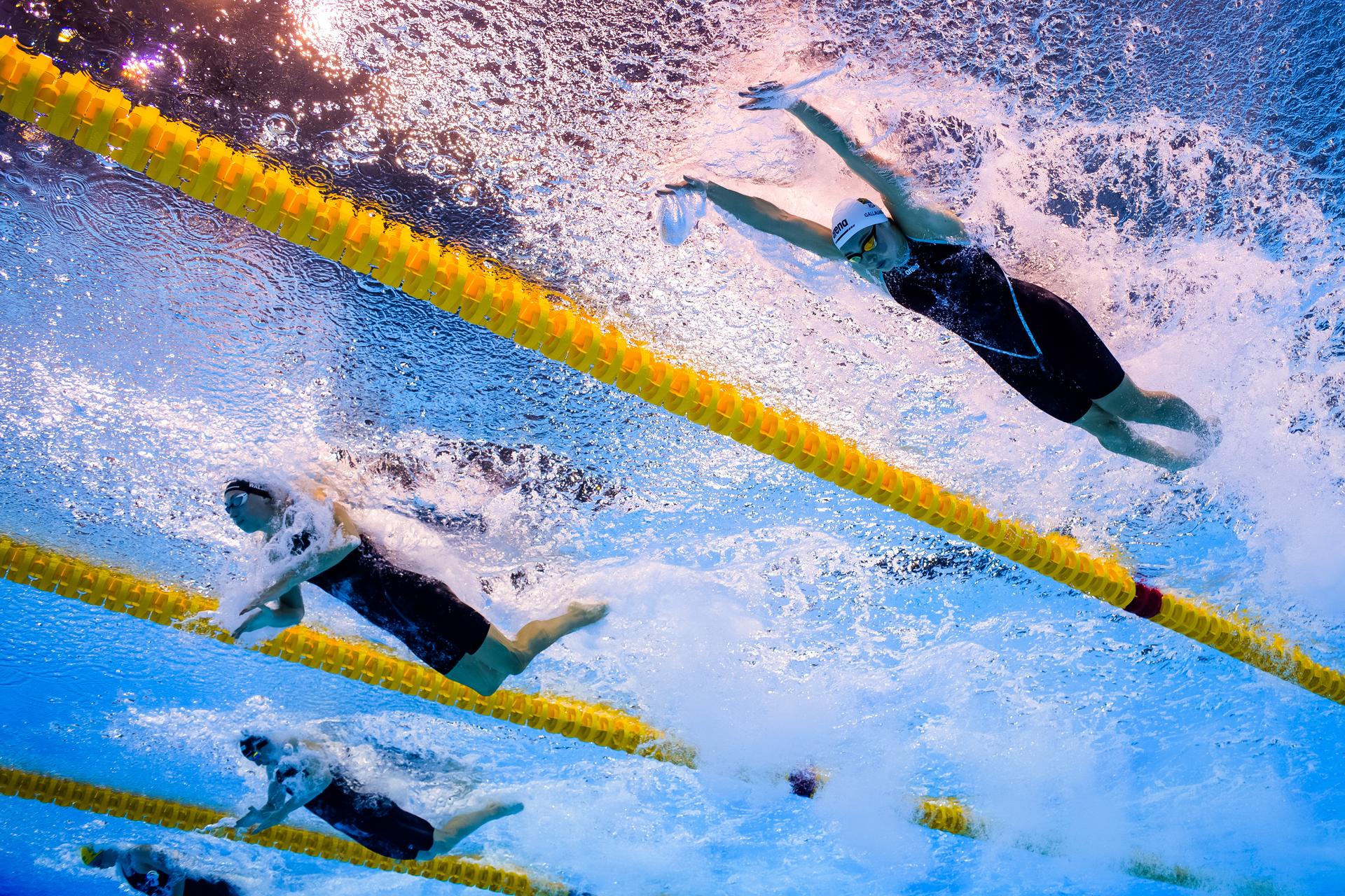 ATTENTION EDITORS - BENELUX ONLY - 250802 Roos Vanotterdijk of Belgium, Gretchen Walsh of USA and Erin Gallagher of South Africa compete in women's 50 meters butterfly swimming final during day 23 of the World Aquatics Championships on August 2, 2025 in Singapore.  Photo: Joel Marklund / BILDBYRÅN / kod JM / JM0715 bbeng simning swimming svømming sim-vm vm sim-vm 2025 world aquatics championships 2025 dam