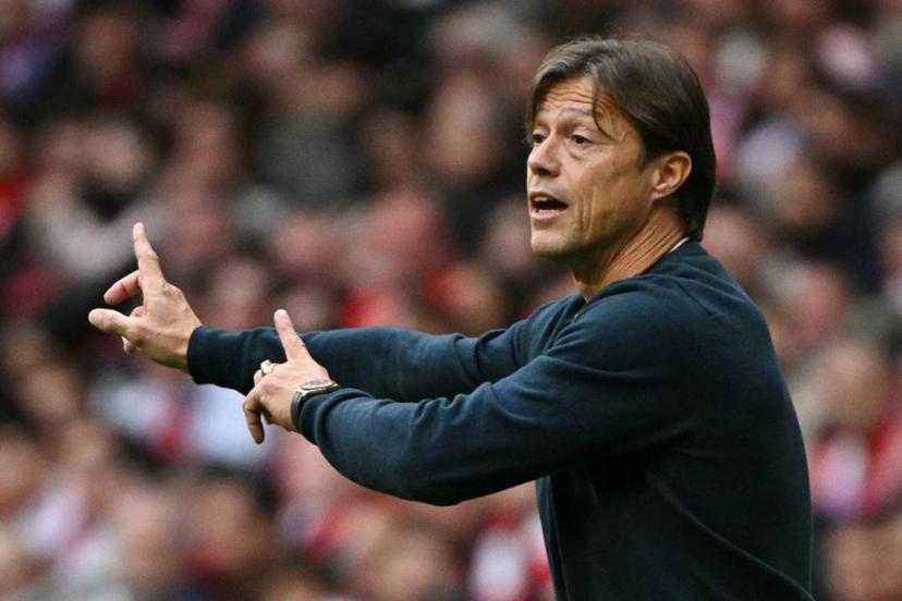 Sevilla's Argentine coach Matias Almeyda gestures during the Spanish League football match between Club Atletico de Madrid and Sevilla FC at Metropolitano Stadium in Madrid on November 1, 2025.  JAVIER SORIANO / AFP