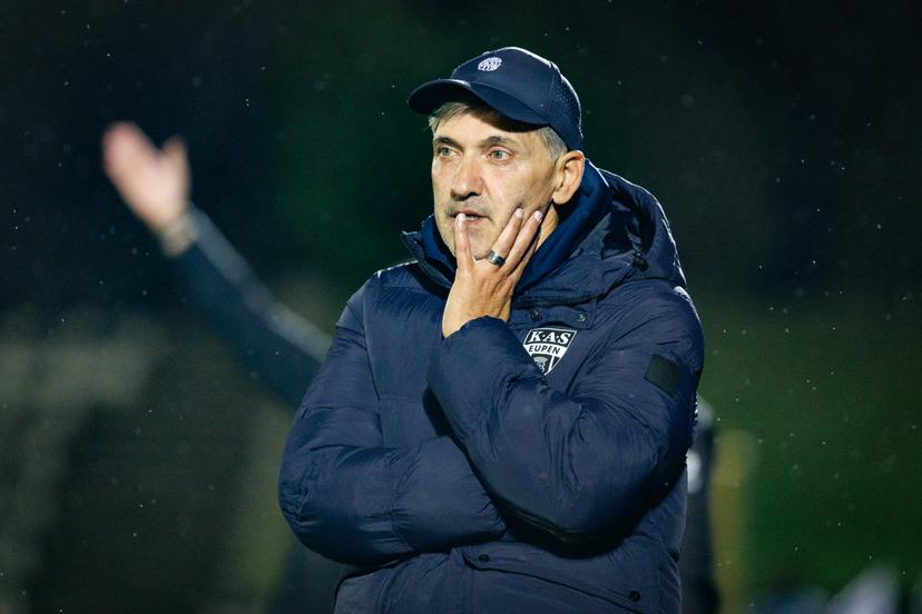 Eupen's head coach Felice Mazzu pictured during a soccer match between RSCA Futures (Anderlecht U23) and KAS Eupen, Friday 9 October 2026 in Deinze, on day 7 of the 2026-2027 'Challenger Pro League' second highest division of the Belgian championship. BELGA PHOTO KURT DESPLENTER