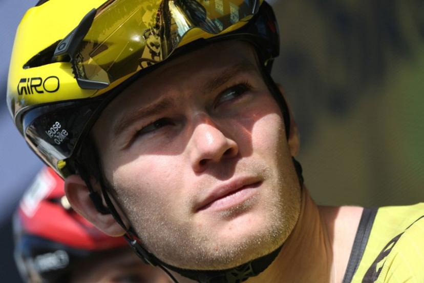 Team Visma - Lease a Bike's French rider Axel Zingle waits for the start of the 5th stage of the Paris-Nice cycling race, 206.3 km between Cormoranche-sur-Saône and Colombier-le-Vieux, on March 12, 2026.  Anne-Christine POUJOULAT / AFP