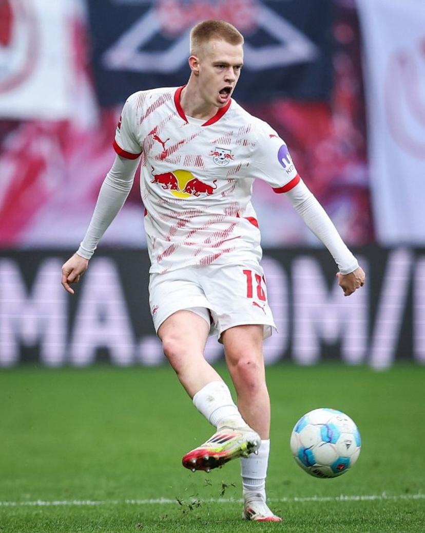 Leipzig's Belgian midfielder #18 Arthur Vermeeren plays the ball during the German first division Bundesliga football match between RB Leipzig and 1 FSV Mainz 05 in Leipzig, eastern Germany on March 1, 2025.  Ronny Hartmann / AFP