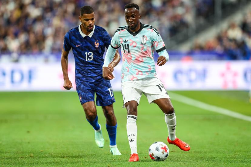 France's Andy Diouf and Belgium's Dodi Lukebakio fight for the ball during a soccer game between France and Belgian national team Red Devils, on Monday 5 October 2026  in Saint-Denis, France, the fourth (of 6) game of the UEFA Nations League group stage. BELGA PHOTO BRUNO FAHY