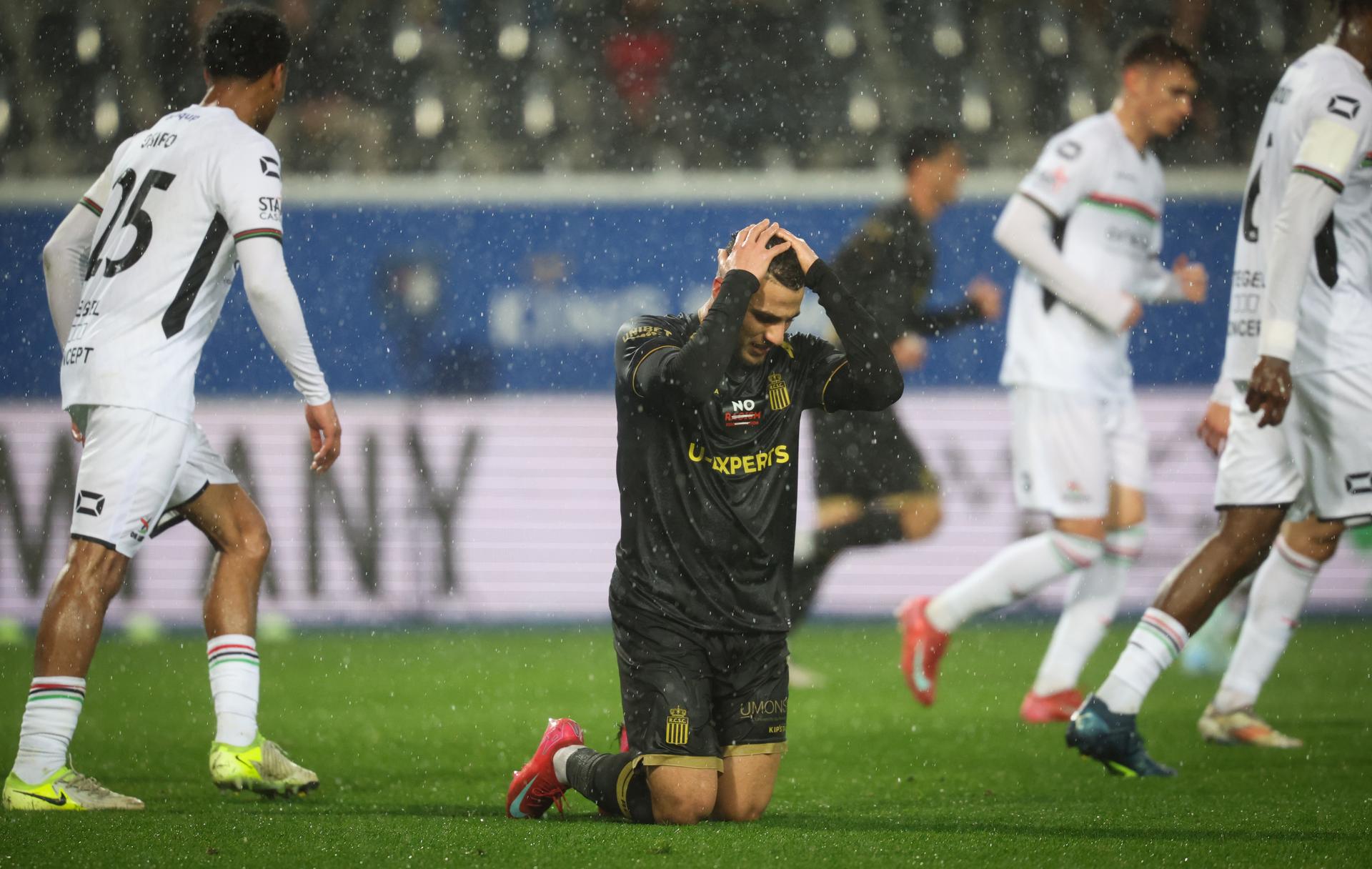 Charleroi's Yacine Titraoui looks dejected during a soccer match between Oud-Heverlee Leuven and Sporting Charleroi, Friday 28 March 2025 in Leuven, on day 1 (out of 10) of the Europe Play-offs of the 2024-2025 'Jupiler Pro League' first division of the Belgian championship. BELGA PHOTO VIRGINIE LEFOUR