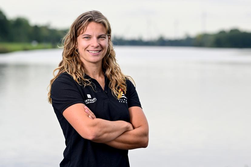 Belgian athlete Mazarine Guilbert poses during a photoshoot organized by the 'Vlaamse Roeiliga' Flemish rowing federation, Tuesday 09 September 2025 in Willebroek, to present the athletes and new coaching staff that will take part to the World Championships in Shanghai (September 21-28). BELGA PHOTO DIRK WAEM