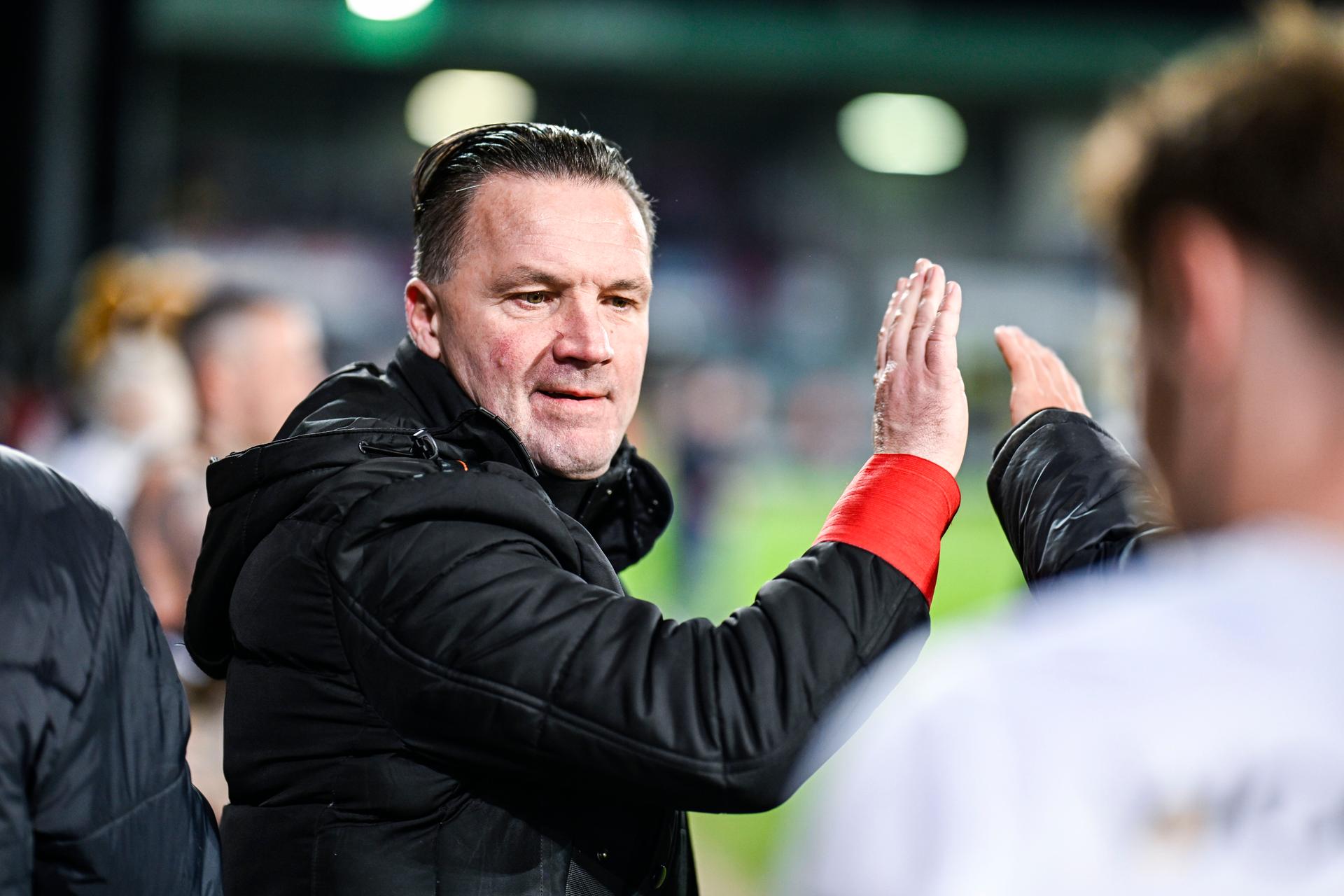 Lokeren's head coach Stijn Vreven celebrates after winning a soccer match between KSC Lokeren-Temse and RFC Liege, Saturday 22 February 2025 in Lokeren, on day 26 of the 2024-2025 'Challenger Pro League' 1B second division of the Belgian championship. BELGA PHOTO TOM GOYVAERTS