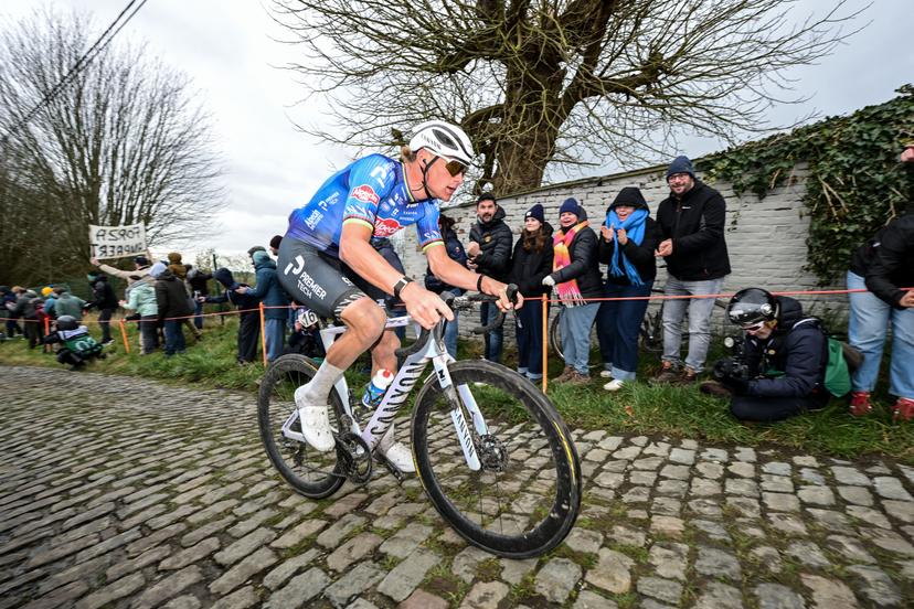 Netherlands' Mathieu van der Poel of Alpecin-Premier Tech pictured in action on the Molenberg during the 81st edition of the men's one-day cycling race Omloop Het Nieuwsblad (UCI World Tour), the opening race of the Flemish one-day classics season, 207,6 km from Gent to Ninove, Saturday 28 February 2026. BELGA PHOTO DAVID PINTENS