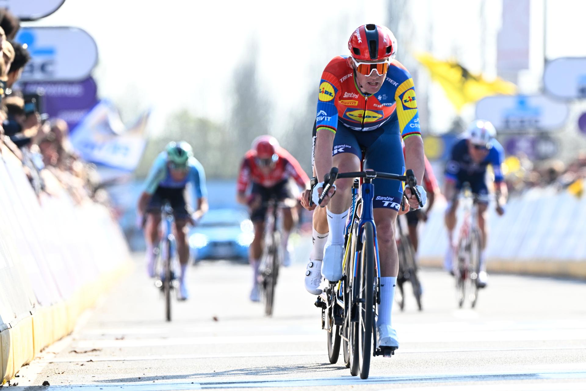 Danish Mads Pedersen of Lidl-Trek crosses the finish line of the men elite race of the 'Dwars Door Vlaanderen' cycling event, 184,2km from Roeselare to Waregem, Wednesday 02 April 2025. BELGA PHOTO JASPER JACOBS
