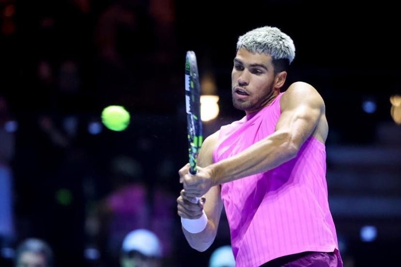 Spain's Carlos Alcaraz returns the ball against the US' Taylor Fritz during the semi-final of the Six Kings Slam exhibition tennis tournament in Riyadh on October 16, 2025.  Fayez NURELDINE / AFP