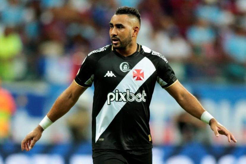 French midfielder Dimitri Payet gestures during the Brasileirao Seria A football match against Bahia at the Itaipava Arena Fonte Nova in Salvador, Brazil on September 3, 2023.  ARISSON MARINHO / AFP