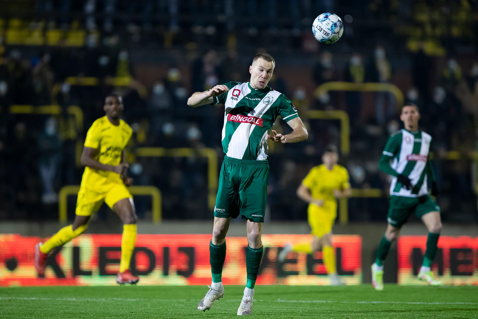 Lommel's Arno Verschueren pictured in action during a soccer match between Lierse Kempenzonen and Lommel SK, Sunday 05 December 2021 in Lier, on day 14 of the '1B Pro League' second division of the Belgian soccer championship. BELGA PHOTO KRISTOF VAN ACCOM