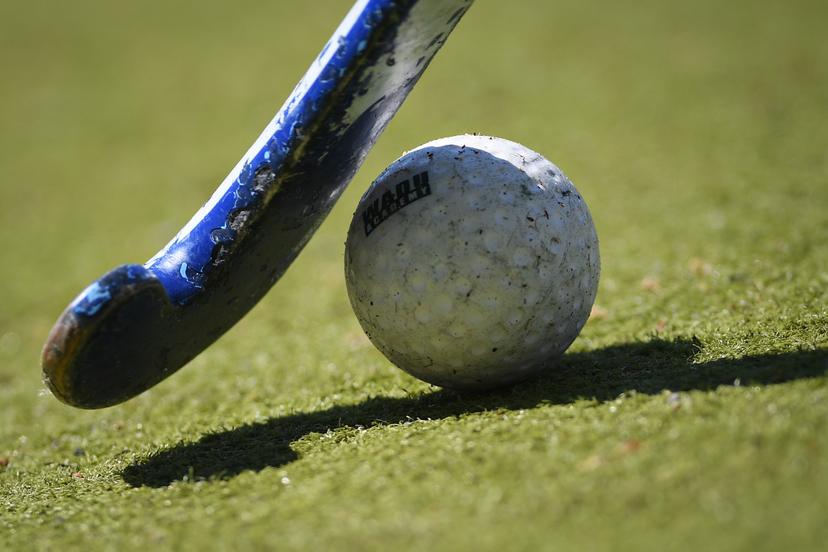 Illustration shows a close up on a hockey stick and a ball at a youth training at the Royal La Louviere Hockey Club, Wednesday 20 May 2020. Recreative sports are gradually restarting as Belgium is in its tenth week of confinement in the ongoing corona virus crisis but it is also the first week of the phase 2 of the deconfinement. The National Security Council has given the Go to the deconfinement in stages as developed by the Group of Experts for the Exit Strategy. BELGA PHOTO DAVID STOCKMAN