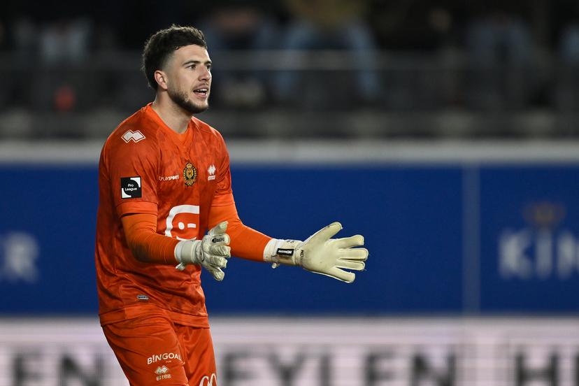 Mechelen's goalkeeper Nacho Miras pictured during a soccer match between Oud-Heverlee Leuven and KV Mechelen, Sunday 01 February 2026 in Leuven, on day 23 of the 2025-2026 'Jupiler Pro League' first division of the Belgian championship. BELGA PHOTO JOHAN EYCKENS