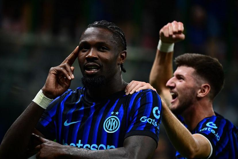 Inter Milan's French forward #09 Marcus Thuram celebrates after scoring his team's second goal during the Italian Serie A football match between Inter Milan and Torino at the San Siro Stadium in Milan, on August 25, 2025.  Piero CRUCIATTI / AFP