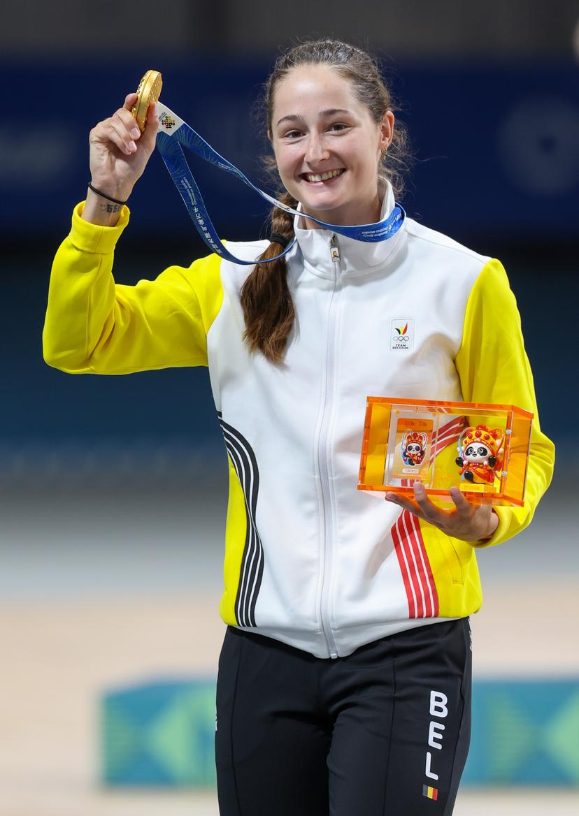 Belgian Fran Vanhoutte  celebrates on the podium of the women's 500m +D speed skating event, at the World Games 2025, in Chenghdu, China, on Thursday 14 August 2025. This year, the World Games take place from 7 to 17 August. BELGA PHOTO VIRGINIE LEFOUR