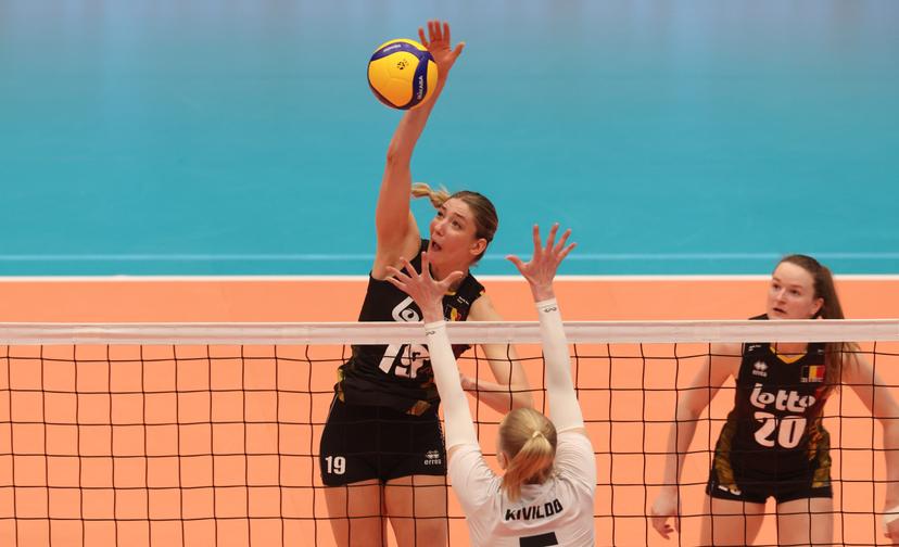 Belgium's Silke Van Avermaet fights for the ball during a volleyball match between Belgium's national women's volleyball team, the Yellow Tigers, and the Estonian national women's volleyball team, in match 3/6 of the League Round of the European Golden League women, in Beveren, Friday 24 May 2024. BELGA PHOTO VIRGINIE LEFOUR