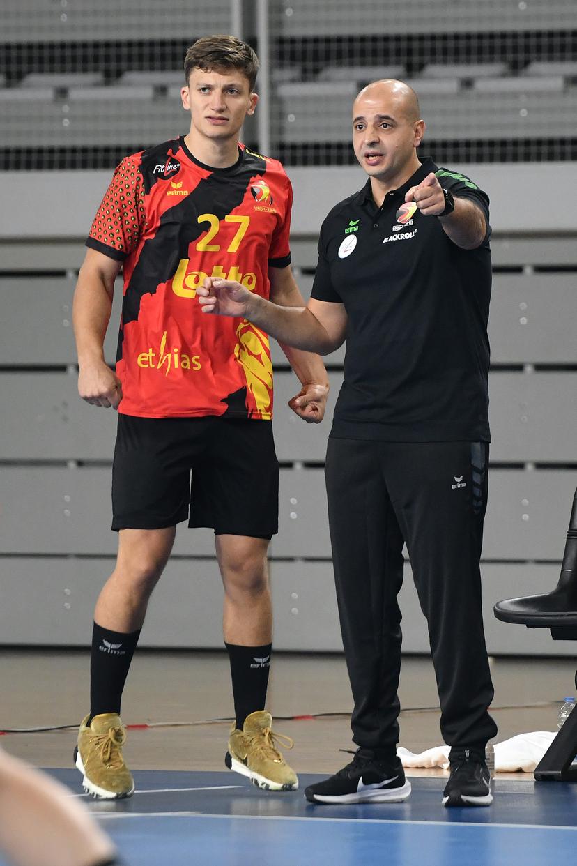 Head coach of Belgium Cherif Hamani talks to Louis Marchal of Belgium during the EHF EURO 2026 Qualifiers Phase 2 match between Croatia and Belgium at Arena Varazdin on November 7, 2024 in Varazdin, Croatia. Photo: Vjeran Zganec Rogulja/PIXSELL BENELUX ONLY