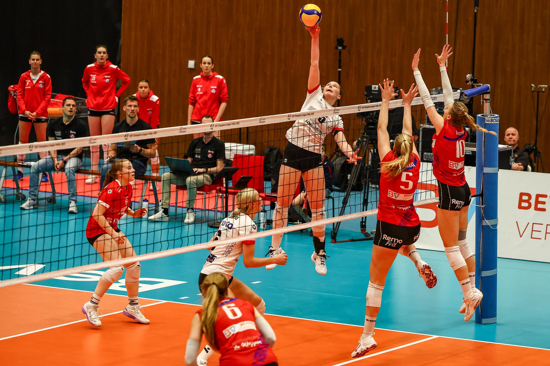 Roeselare's Janne Deleu pictured in action during the match between Asterix AVO Beveren and Darta Bevo Roeselare, a Play-off Final (belle, best-of-3) game in the Lotto Volley League women, Thursday 01 May 2025 in Beveren. BELGA PHOTO DAVID PINTENS