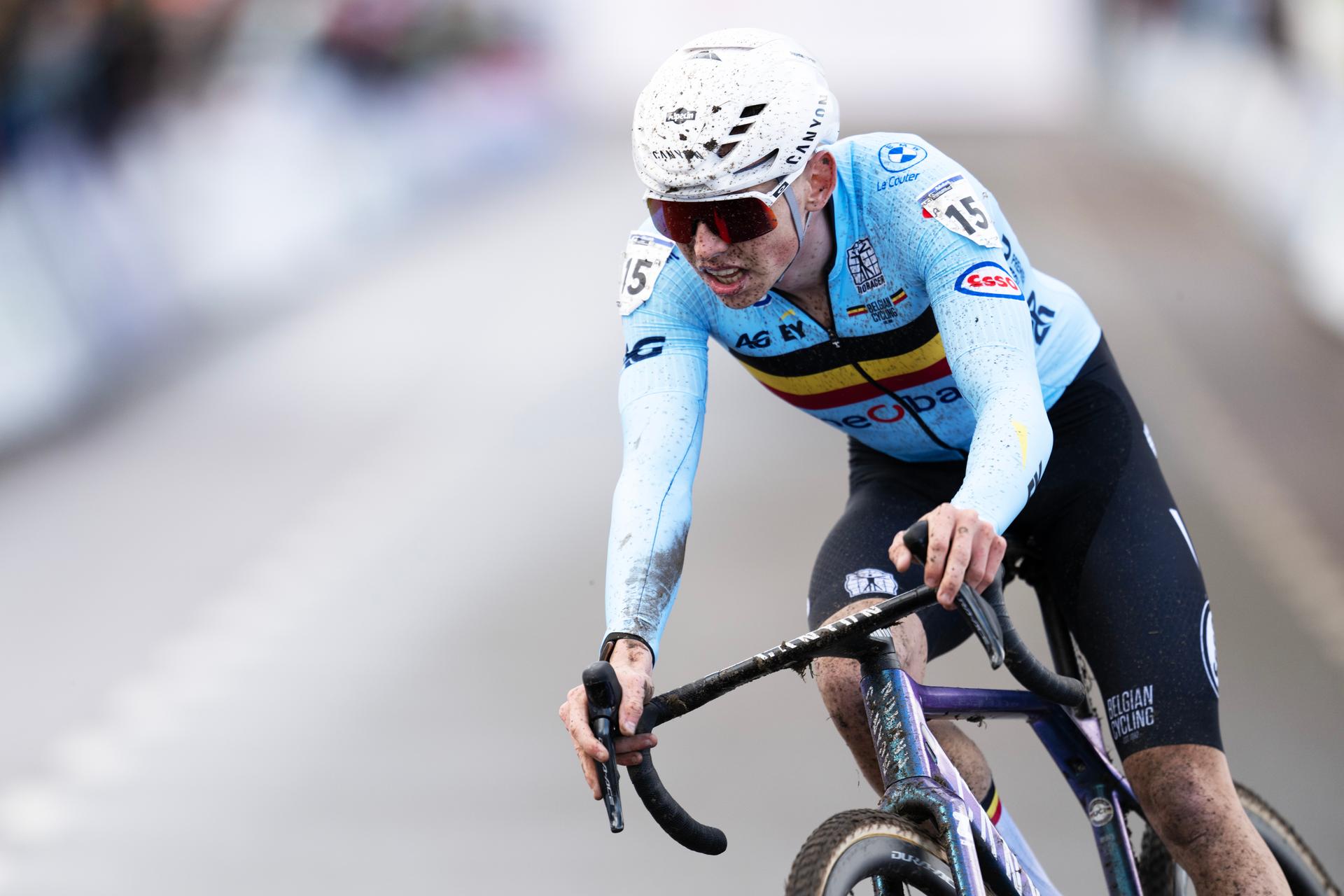 Belgian Aaron Dockx pictured in action during the U23 men race at the UCI Cyclocross World Championships, on Saturday 31 January 2026, in Hulst, The Netherlands. BELGA PHOTO DAVID PINTENS