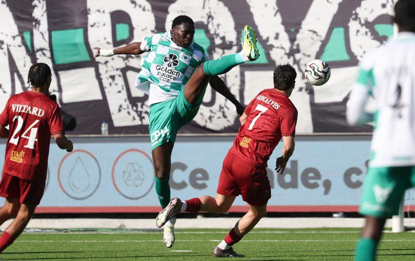 RAAL's Pape Fall fights for the ball during a soccer match between RAAL La Louviere and FCV Dender EH, Monday 06 April 2026 in La Louviere, on the first day of the Relegation Play-offs phase of the 2025-2026 'Jupiler Pro League' first division of the Belgian championship. BELGA PHOTO VIRGINIE LEFOUR