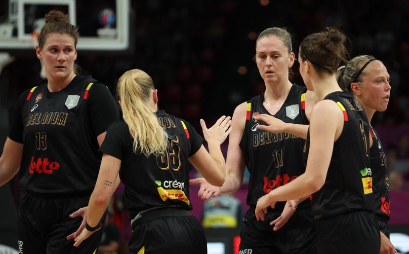 Belgium's Kyara Linskens, Belgium's Julie Vanloo, Belgium's Emma Meesseman and Belgium's Antonia Delaere pictured during a basketball match between Spain and Belgian national team 'the Belgian Cats' on Sunday 29 June 2025 in Piraeus, Greece, the final of the FIBA Women's EuroBasket 2025. BELGA PHOTO VIRGINIE LEFOUR