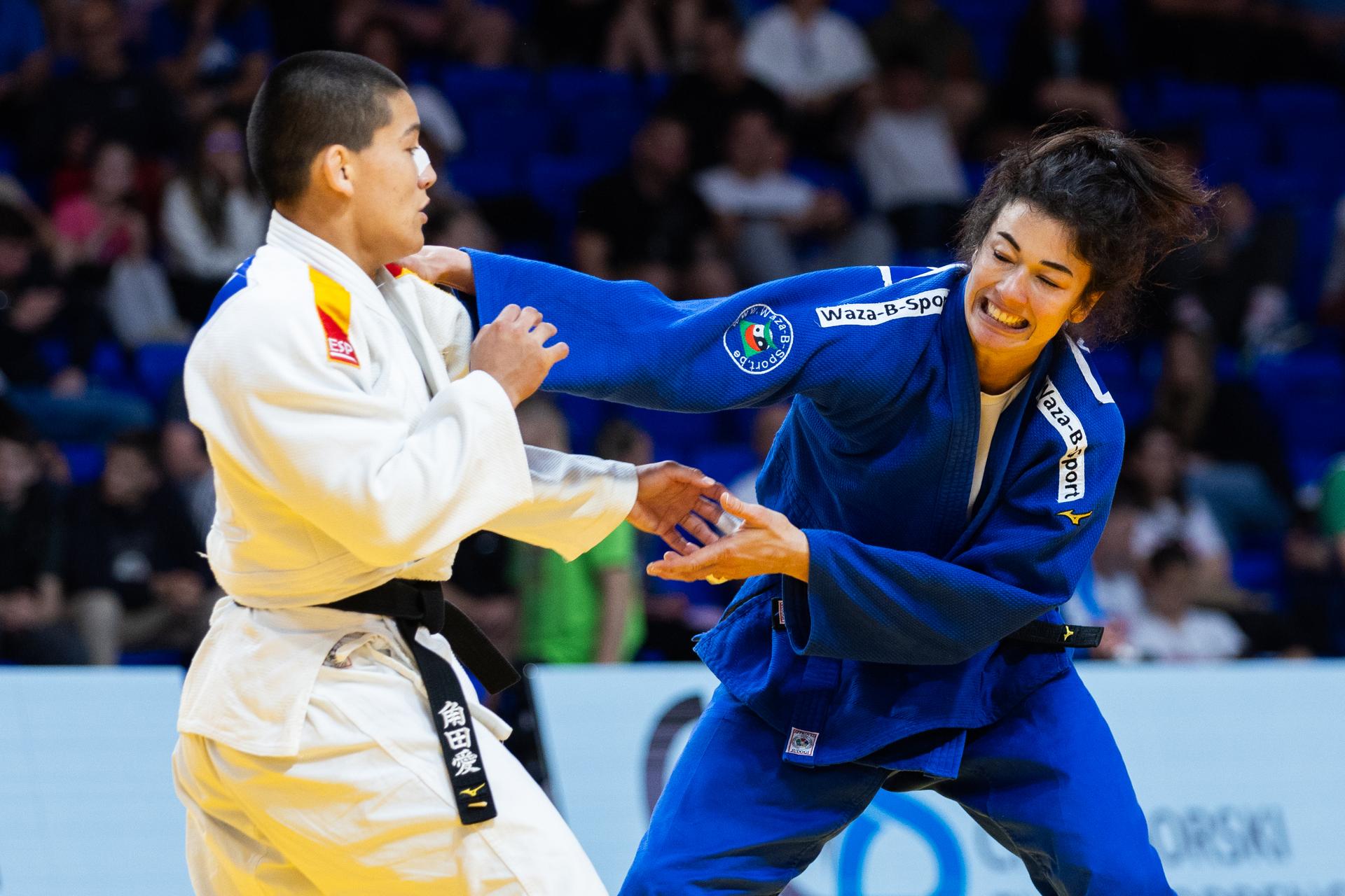 Belgian Gabriella Willems (blue gi) and Spanish Ai Tsunoda Roustant (white gi) pictured in action during a judo bout in the Women's -70kg category, at the European Judo Championships in Podgorica, Montenegro, on Friday 25 April 2025. The tournament is taking place from 23 tot 27 April 2025. BELGA PHOTO NIKOLA KRISTC