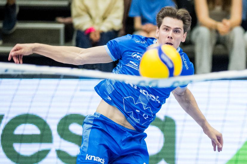 Roeselare's Erik Siksna pictured in action during the match between Haasrode Leuven and Roeselare, a Play-off Final (4th game, best-of-5) game in the Lotto Volley League Men, Tuesday 13 May 2025 in Leuven. BELGA PHOTO JASPER JACOBS