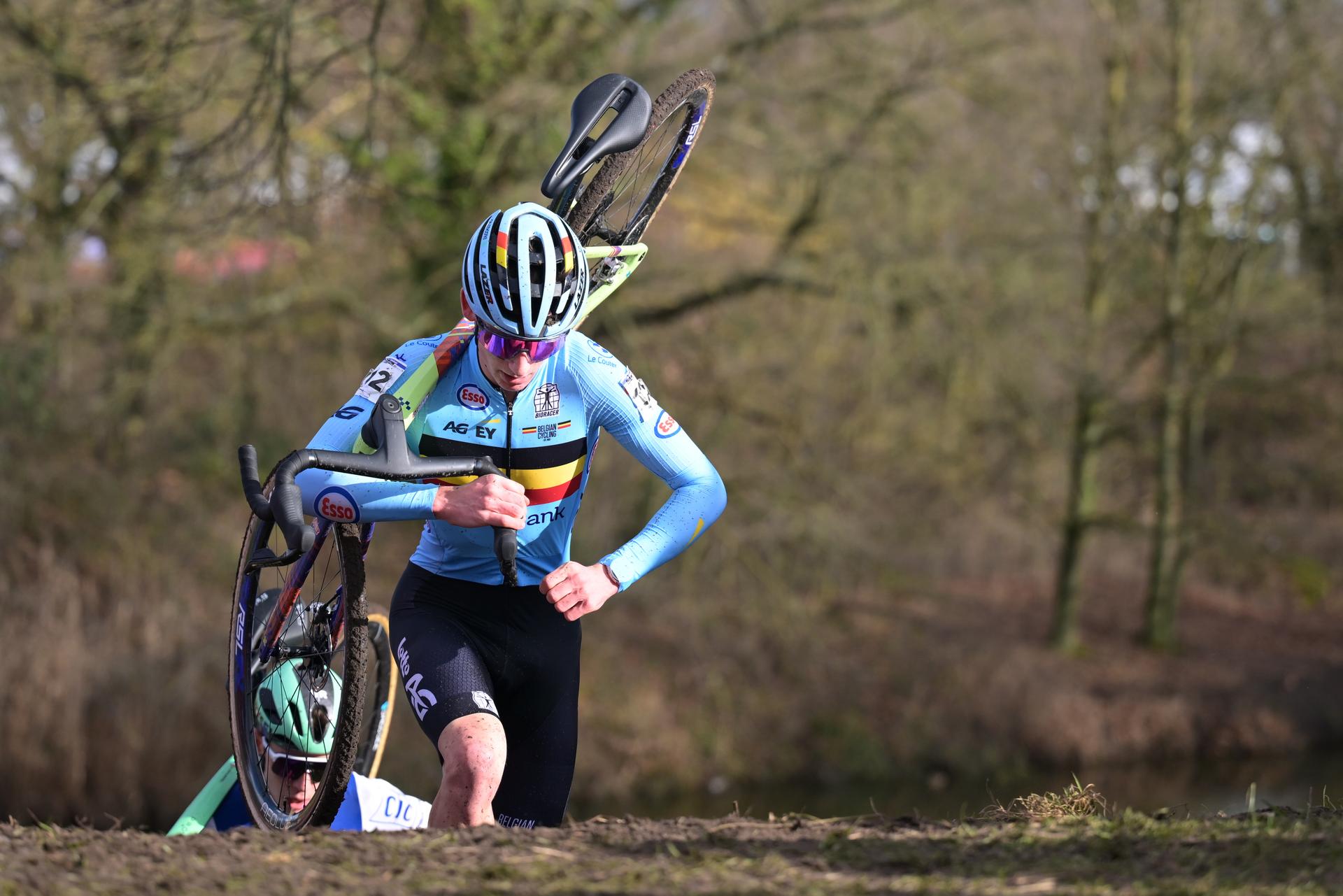 Belgian Arthur Van Den Boer pictured in action during the U23 men race at the UCI Cyclocross World Championships, on Saturday 31 January 2026, in Hulst, The Netherlands. BELGA PHOTO DAVID PINTENS