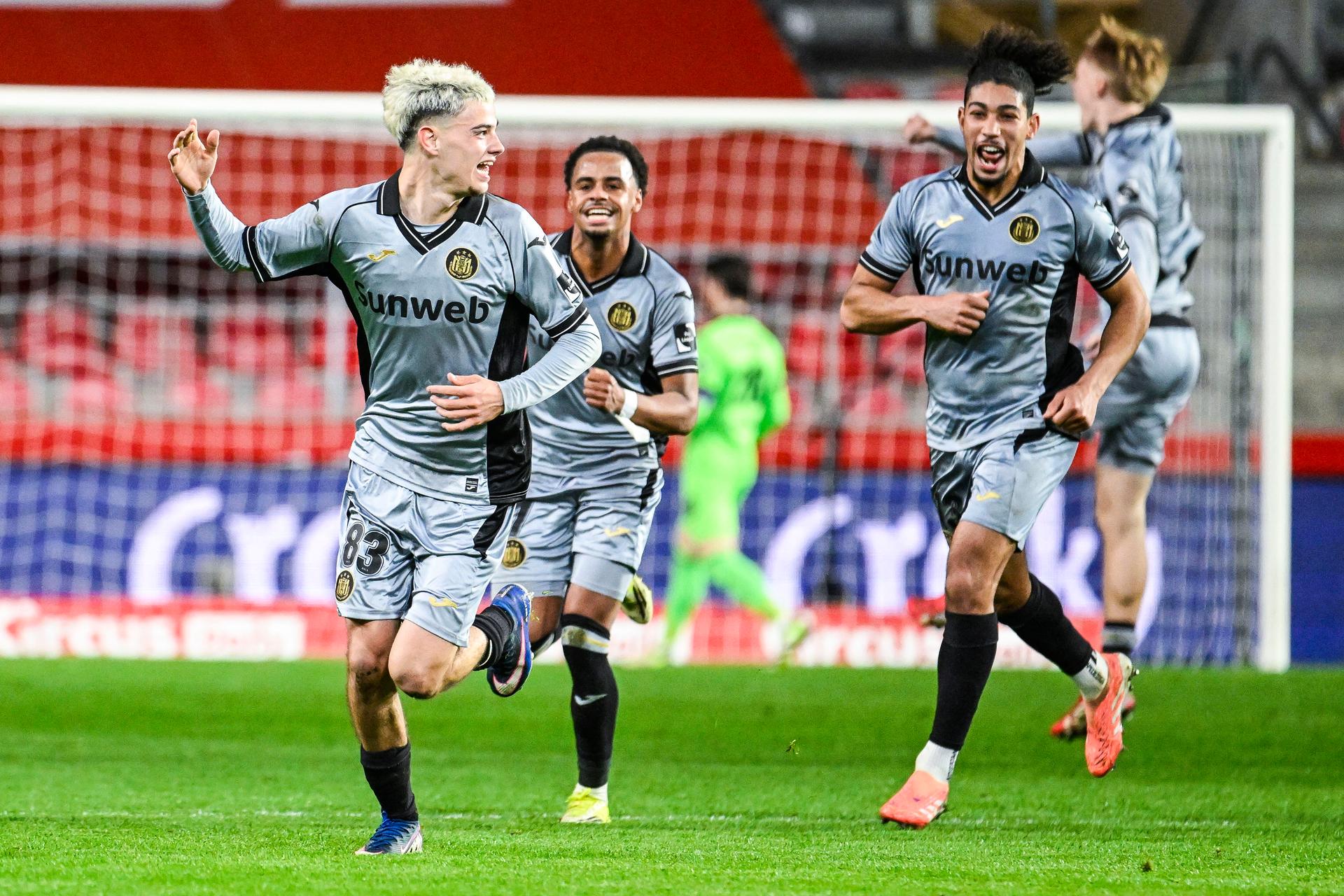 Anderlecht's Tristan Degreef celebrates after scoring during a soccer game between Royal Antwerp FC and RSC Anderlecht, the return leg of the semi-final of the Croky Cup Belgian cup, Thursday 12 February 2026 in Antwerp. BELGA PHOTO TOM GOYVAERTS