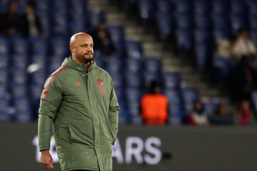 Bayern Munich's Belgian coach Vincent Kompany walks on the pitch ahead of the UEFA Champions League, league phase day 4, football match between Paris Saint-Germain (PSG) and FC Bayern Munich at the Parc des Princes in Paris, on November 4, 2025.  FRANCK FIFE / AFP