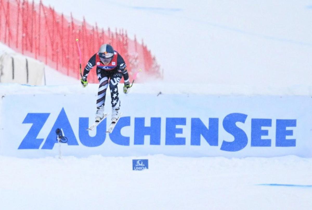 US' Lindsey Vonn crosses the finish line to win the Women's Downhill event of the FIS Alpine Ski World Cup in Altenmarkt Zauchensee, Austria, on January 10, 2026.  BARBARA GINDL / APA / AFP