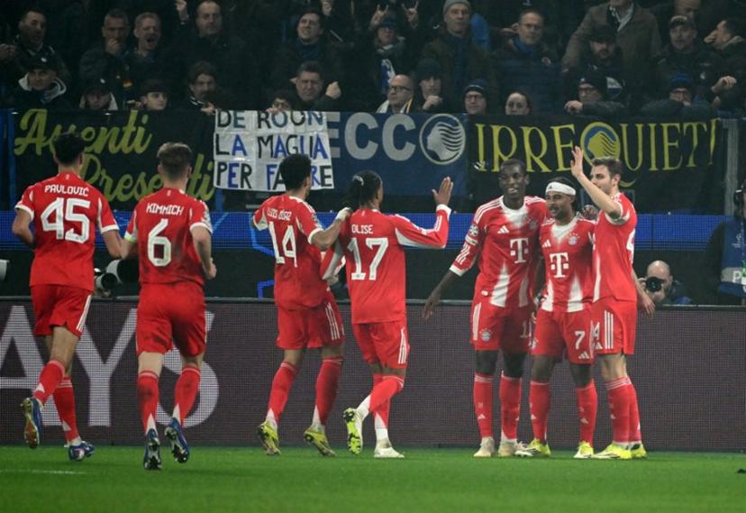 Bayern Munich's German forward #07 Serge Gnabry celebrates scoring his team's third goal during the UEFA Champions League last 16, first leg football match between Atalanta and Bayern Munich at the Gewiss stadium in Bergamo, on March 10, 2026.   Alberto PIZZOLI / AFP