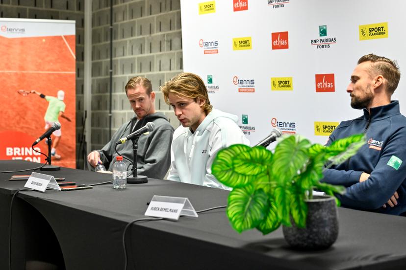 Coach Joran Vliegen, Zizou Bergs and coach Ruben Bemelmans a press conference of tennis player Bergs on his collaboration with coach Vliegen, on Thursday 21 November 2024 in Wilrijk, Antwerp. BELGA PHOTO DIRK WAEM