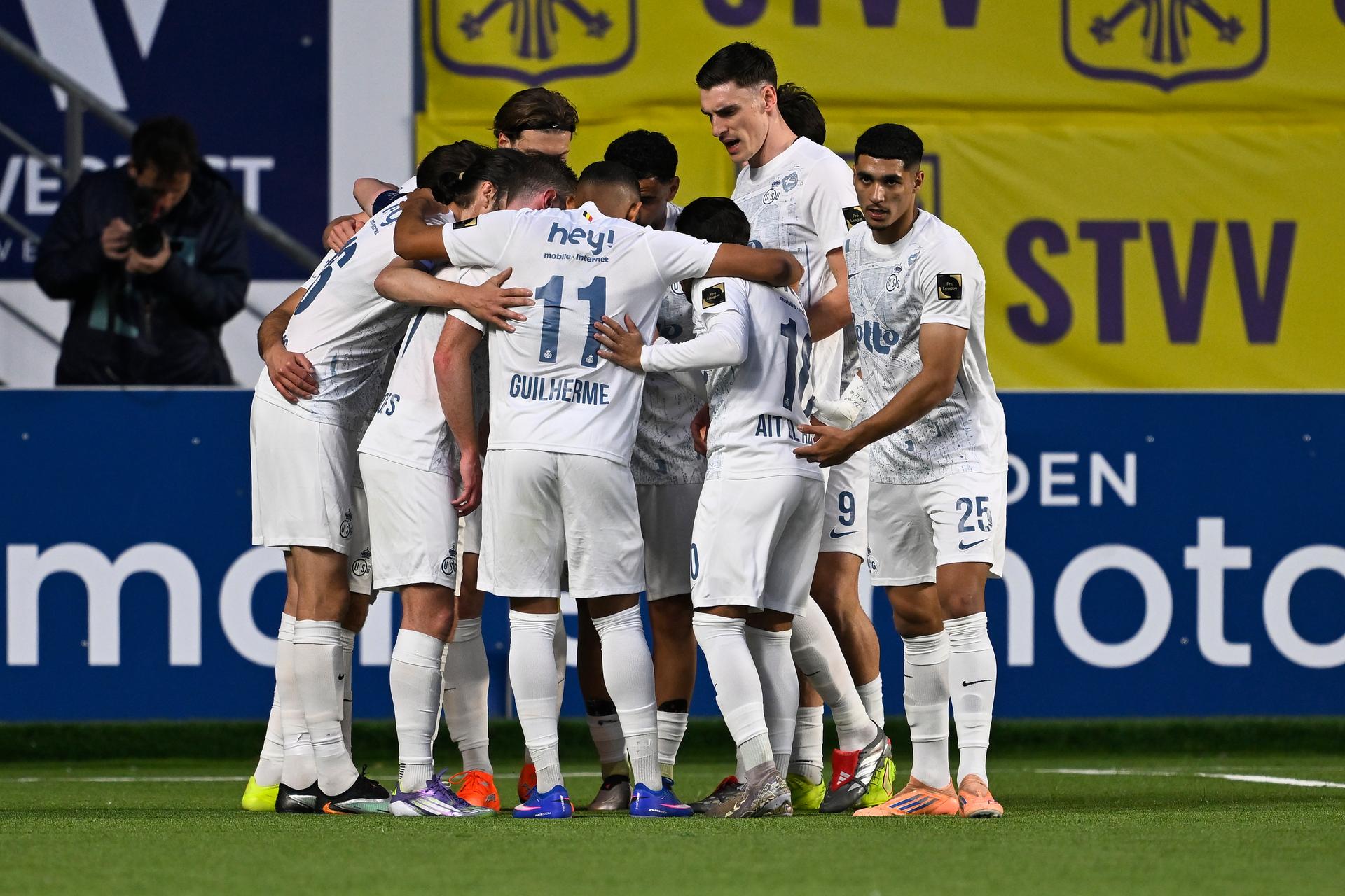 Union's players celebrate after scoring during a soccer match between Sint-Truidense V.V. and Royale Union Saint-Gilloise, Sunday 22 March 2026 in Sint-Truiden, on day 30 of the 2025-2026 'Jupiler Pro League' first division of the Belgian championship. BELGA PHOTO JOHAN EYCKENS