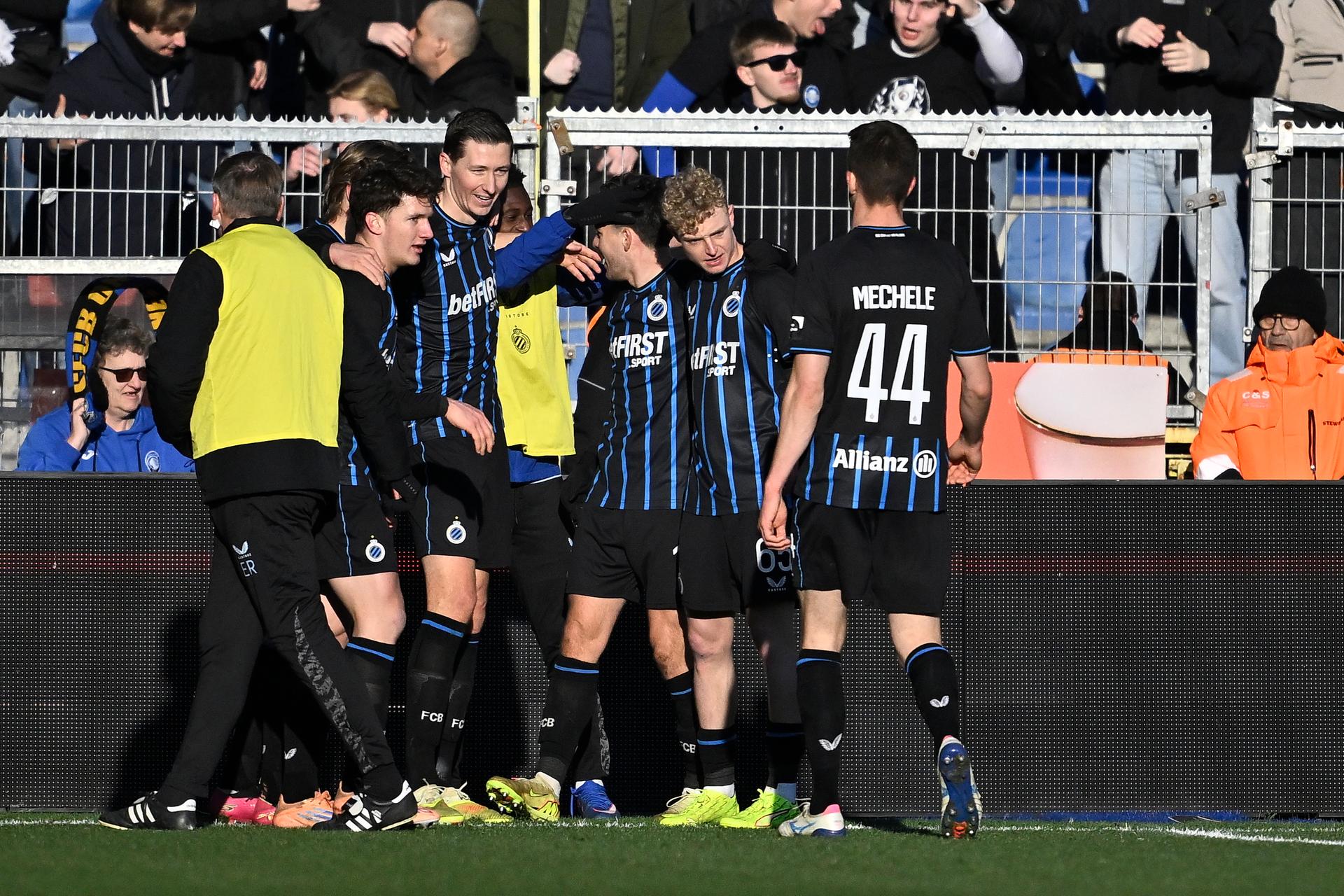 Club's players celebrate after scoring during a soccer match between KRC Genk and Club Brugge, Friday 26 December 2025 in Genk, a game of day 20 of the 2025-2026 'Jupiler Pro League' first division of the Belgian championship. BELGA PHOTO JOHAN EYCKENS