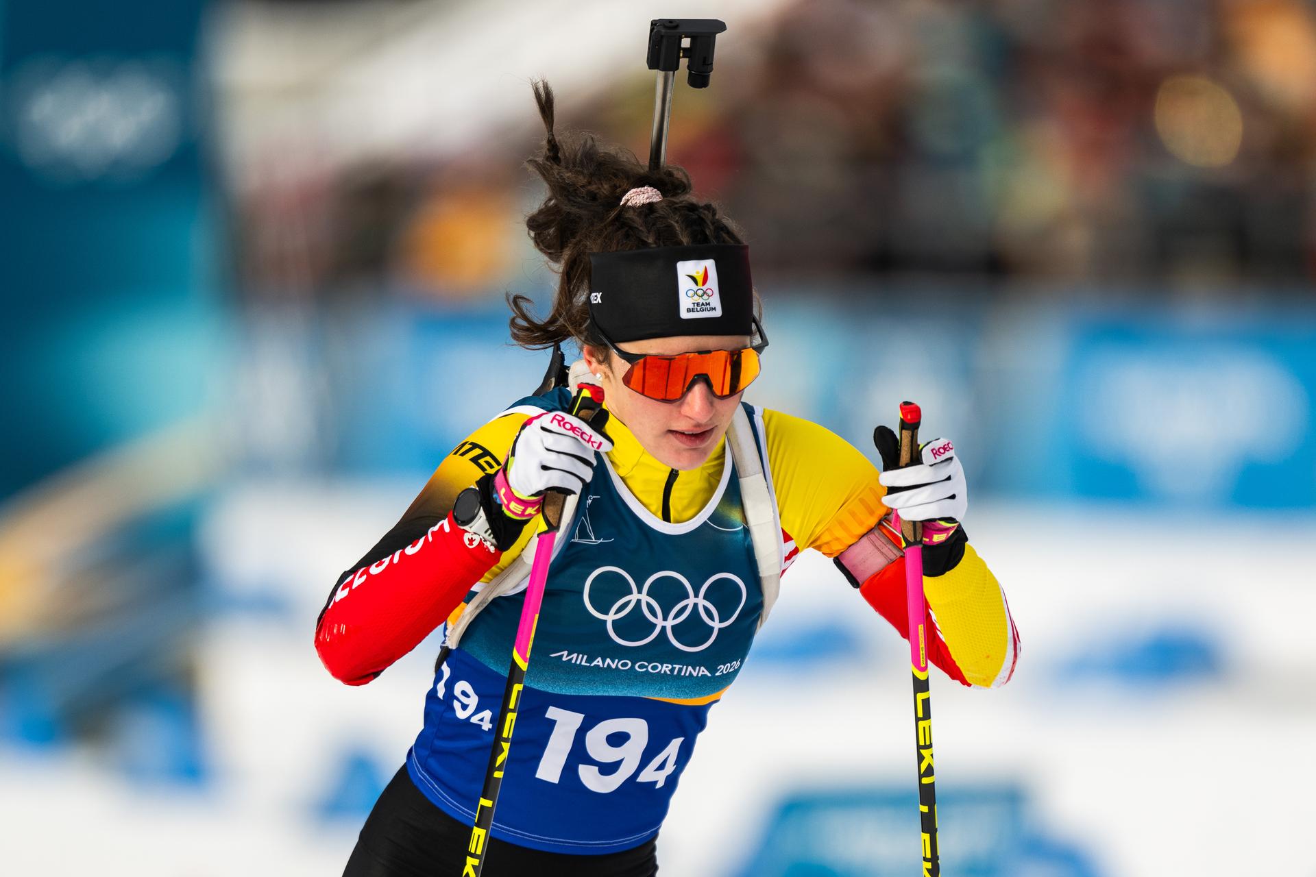 260218 Marisa Emonts of Belgium competes in women's biathlon 4 x 6 km relay during day 12 of the 2026 Winter Olympics on February 18, 2026 in Anterselva.  Photo: Mathias Bergeld / BILDBYRÅN / kod MB / MB1336 skidskytte biathlon skiskyting olympic games olympics winter olympics os ol olympiska spel vinter-os olympiske leker milano cortina 2026 milan cortina 2026 milano cortina 2026 olympic games milano cortina 2026 winter olympic games milano cortina-os milano cortina-ol vinter-ol 12 bbeng relay stafett belgien BELGA PHOTO BENELUX ONLY
