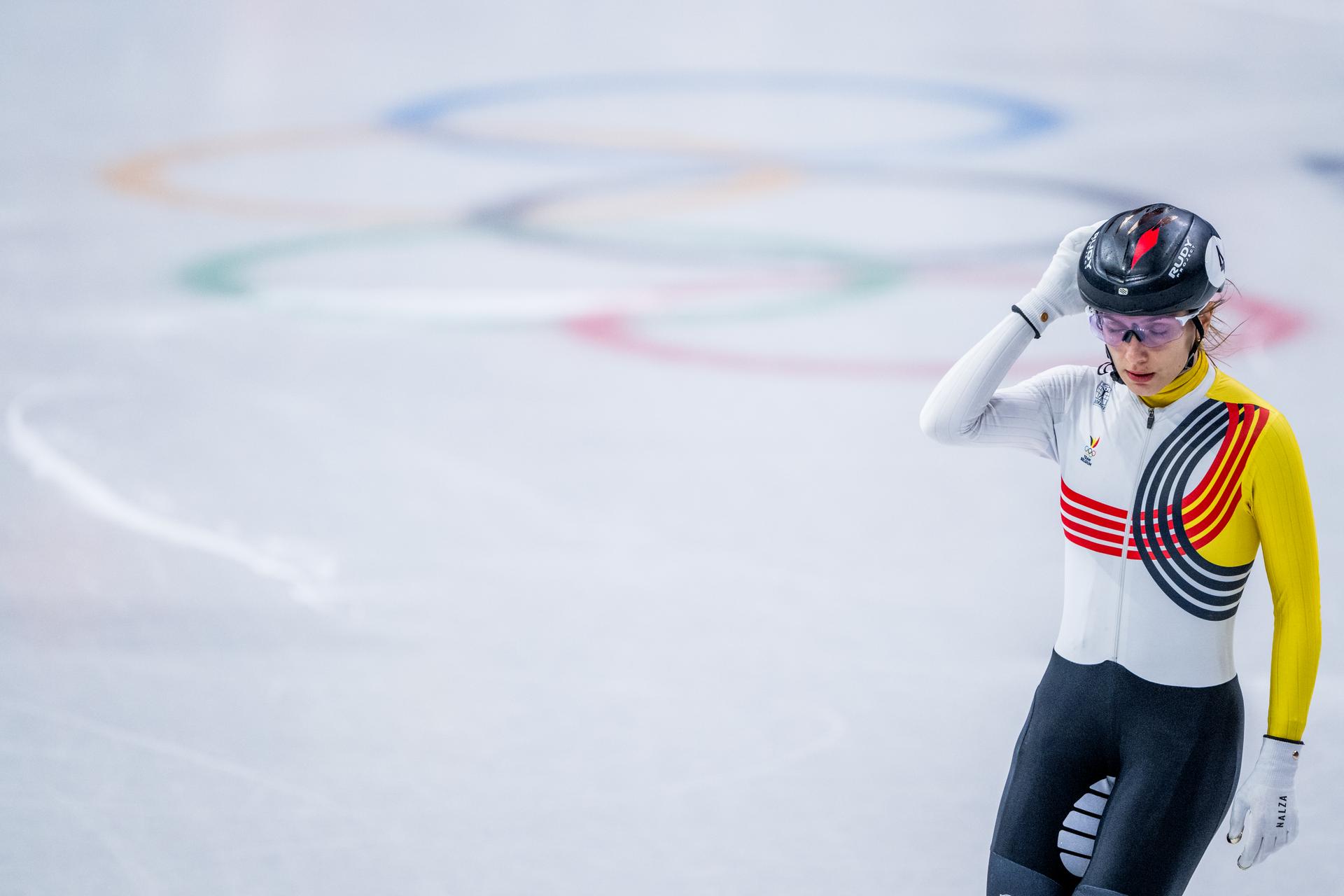 Belgian shorttrack skater Hanne Desmet pictured in action during the semifinals of the women's 1000m Short Track Speed Skating, at the Milano Cortina 2026 Olympic Winter Games, on Monday 16 February 2026 in Milan, Italy. The XXV Winter Olympics take place from 6 to 22 February 2026 in Italy. BELGA PHOTO JASPER JACOBS