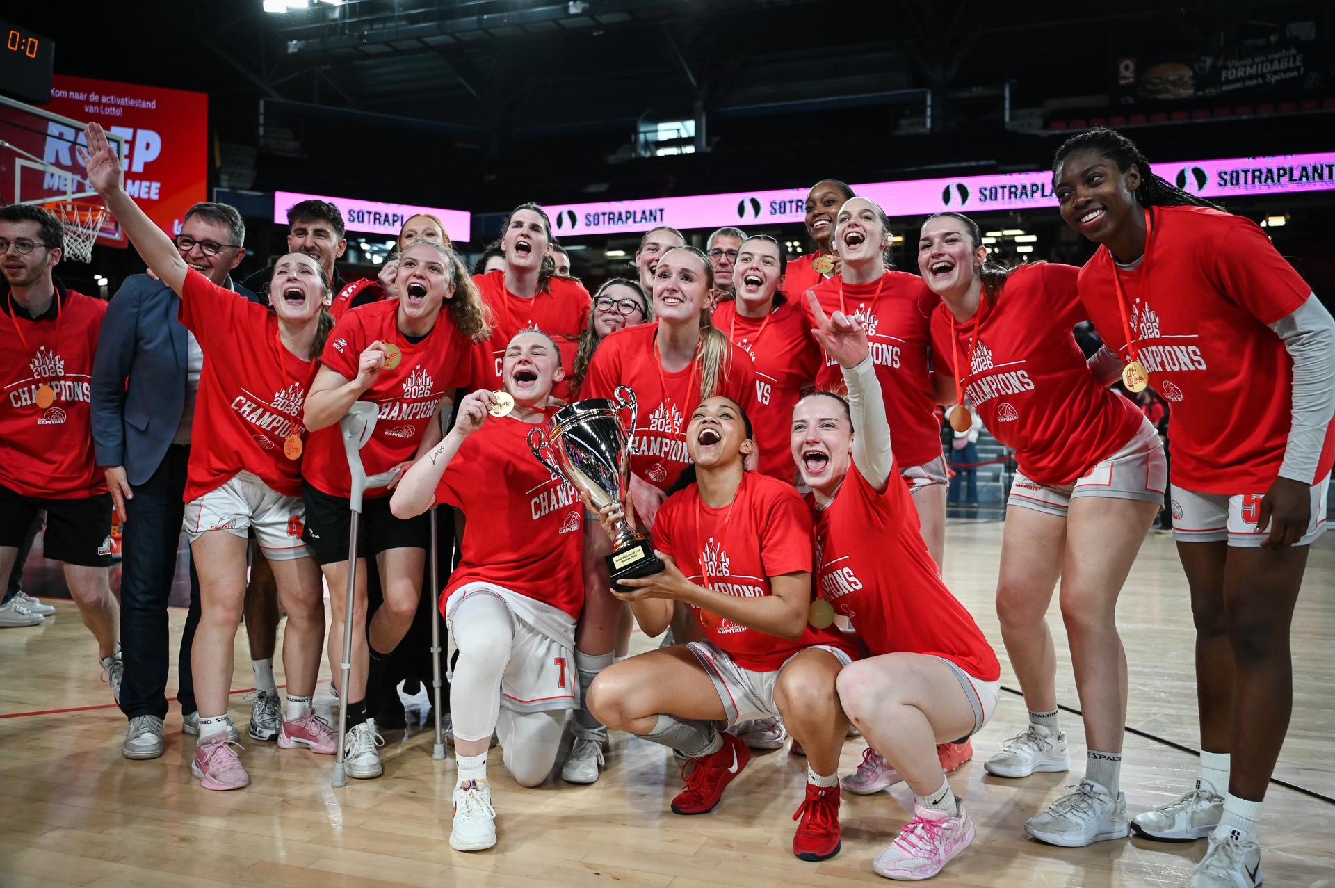 Namur's players celebrate after winning a basketball match between Royal Castors Braine and Basket Namur Capitale, Sunday 22 March 2026 in Charleroi, the final of the women's Belgian 2026 Basketball Cup. BELGA PHOTO ELIAS ROM